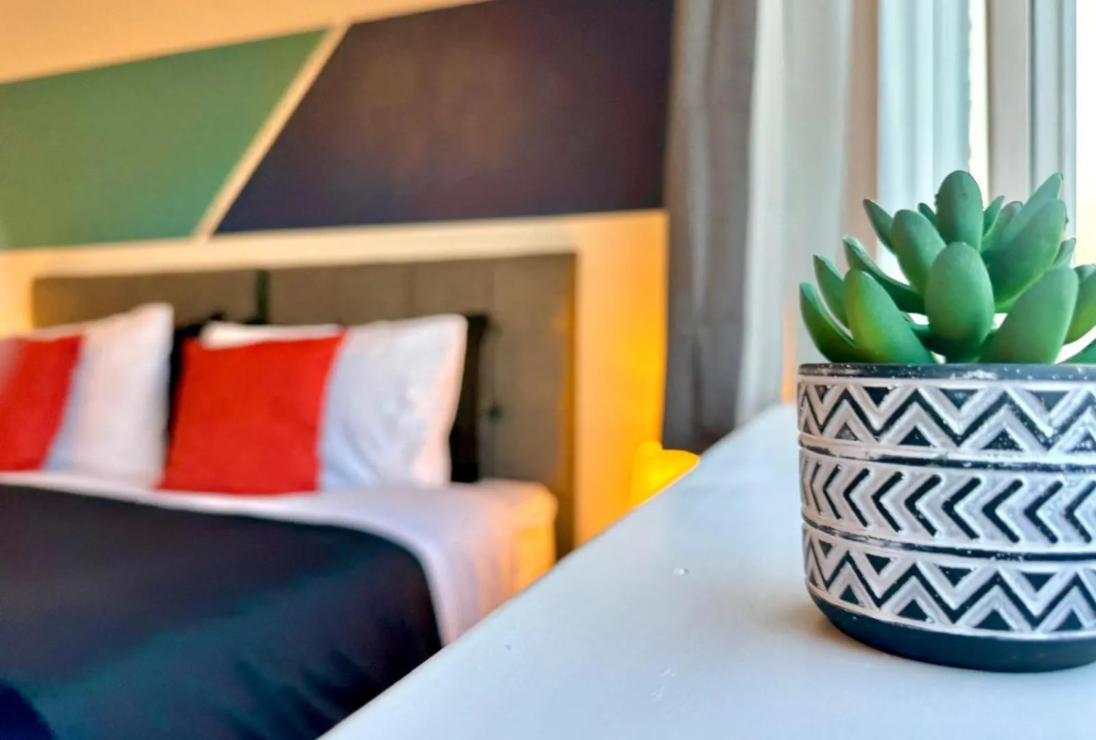 3Bdr Free Park-Wi-Fi Near Stadium Short&Long Stay Leeds  United Kingdom